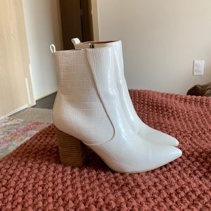 White Alligator Skin Style Booties